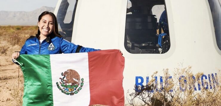 Katya Echazarreta donates the Mexican flag she took into space to the Jalisco planetarium