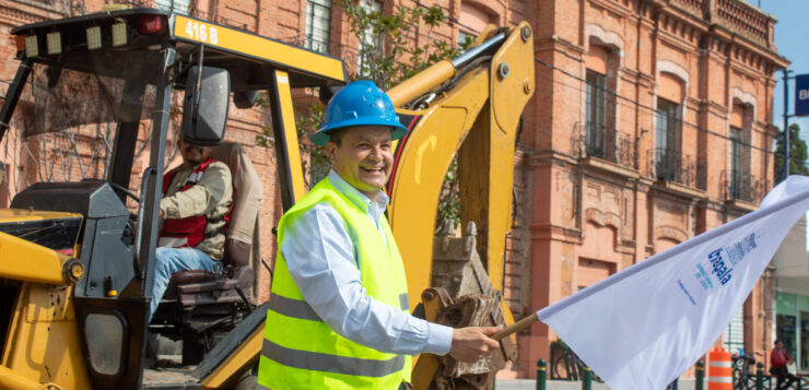 Francisco I. Madero Avenue in Chapala takes on a new look