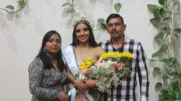 Danna Rodriguez is crowned as Queen Fiestas Patrias Ajijic 2022