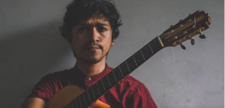 Guitarist Marco Álvarez will perform this Sunday in Chapala