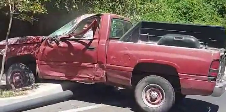Pickup crashes and knocks down street lights in La Milagrosa Park