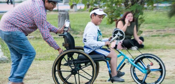 Adaptive sports equipment delivered in Chapala