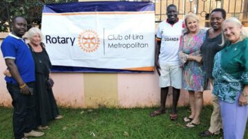 Rotary Club donates 20,000 pesos to Operation Feed