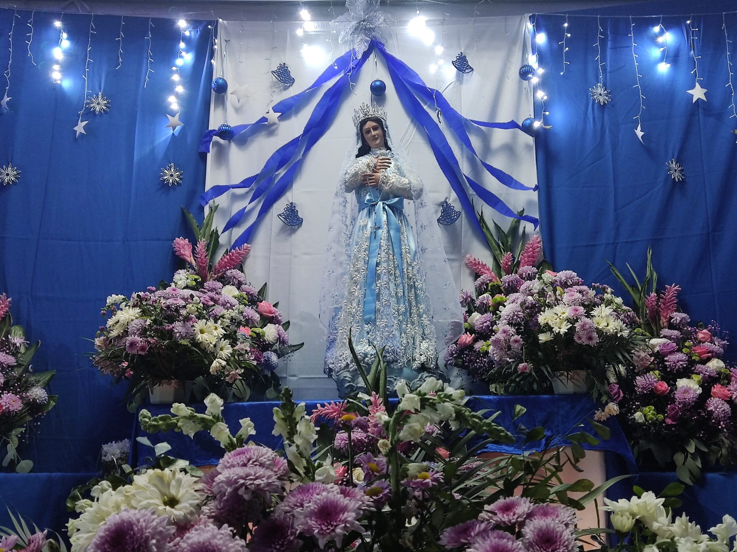 Songs and street procession for Blessed Virgin