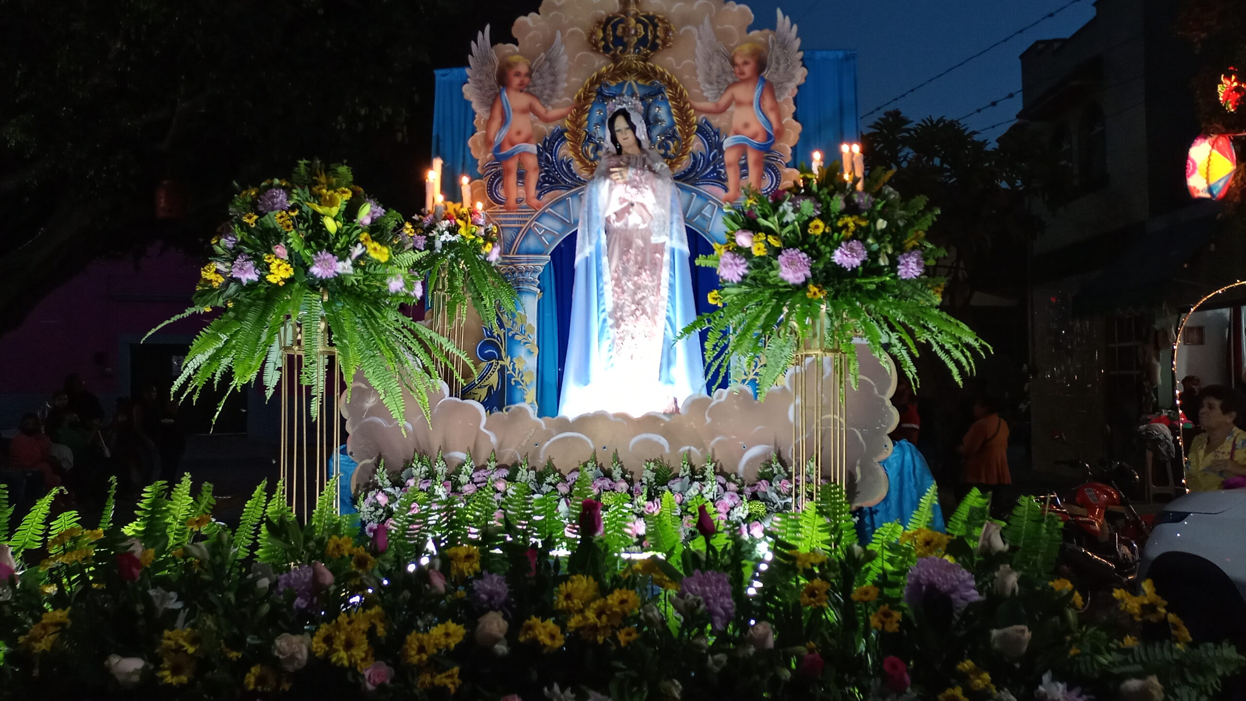 The Virgin of the Immaculate Conception is celebrated in Jocotepec The faithful accompanied the icon in the procession