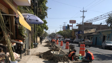 Ditches added to bike lane in San Juan Cosalá