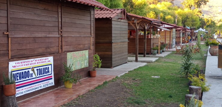 Jocotepec's boardwalk merchants burglarized Six cabins were opened and vandalized