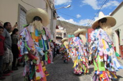 Over 100 Ajijic residents in the New Year's parade