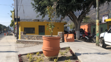 San Juan Cosalá intersection gets a touchup