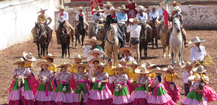 Hundreds attend Charreria with Carnaval de Ajijic