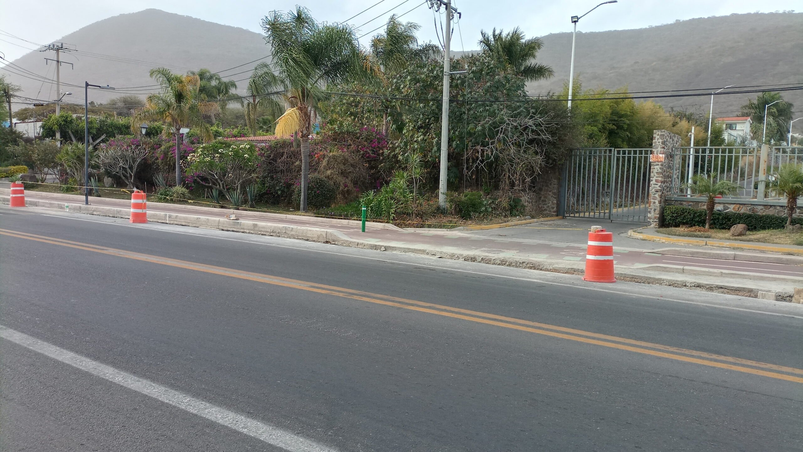 Work continues on curbs and gutters in Jocotepec