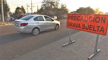 Still loose gravel on the Chapala-Jocotepec highway