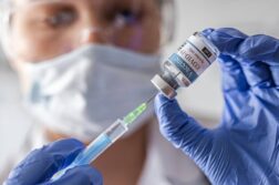 USA drops traveler COVID-19 vaccine mandates