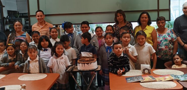 With breakfast and surprises, DIF Ajijic celebrates Children's Day