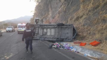 Accident involving Bimbo delivery truck
