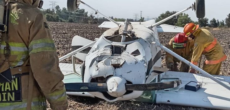 Small plane crashes on emergency landing