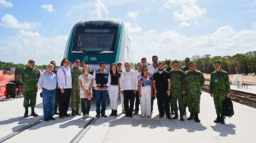 AMLO welcomes first cars of the Mayan Train