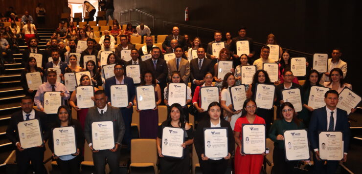 URIT Chapala awards 47 university bachelor’s degrees to students