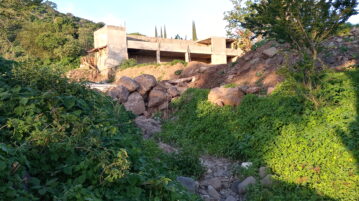 Azabache Habitat developer ignores PROFEPA orders to stop blocking creek