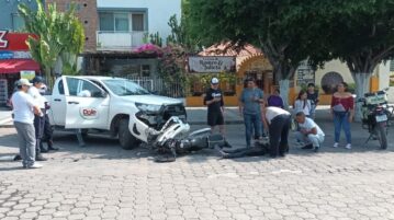 Motorcyclist run over near Chapala's boardwalk by a pickup truck