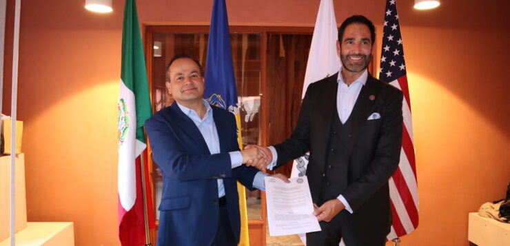 Chapala president signs and delivers sister city agreement with Pico Rivera