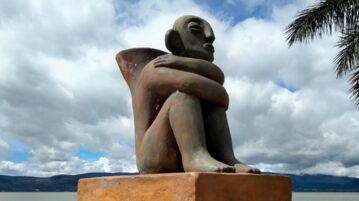 San Juan Cosalá’s second statue placed on Paseo de las Esculturas