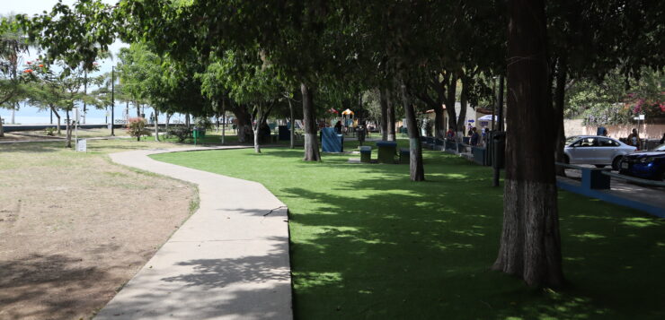 Improvements continue on Ajijic's malecón (boardwalk)