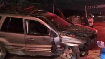 Car crash injures one person on highway at Ixtlahuacán