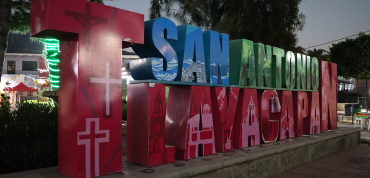 San Antonio Tlayacapan’s monumental letters get facelift