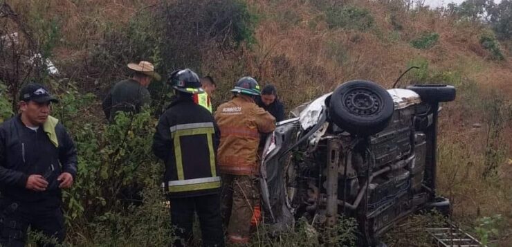 Car goes off the road near Buenavista