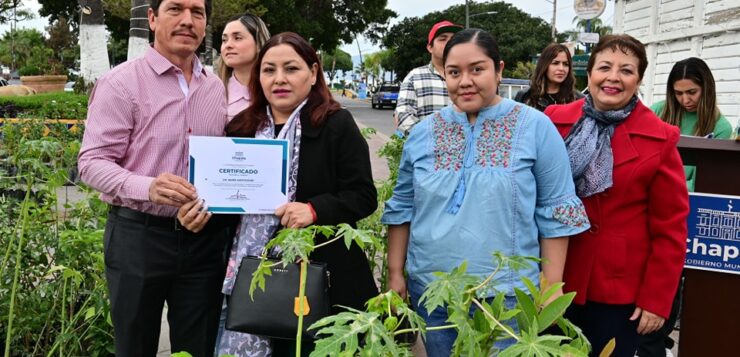 Chapala donates 1,500 trees and plants to municipality's schools