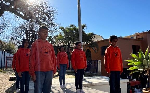 Ajijic’s Terranova Institute Commemorates Flag Day