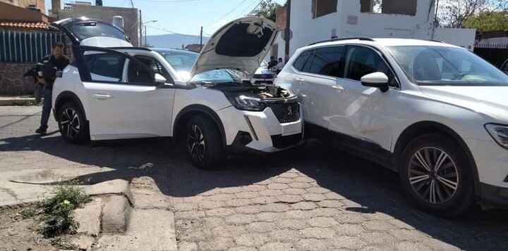 Two SUVs involved in a non-injury collision in Jocotepec