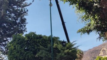 Photonote: New lighting fixtures to be installed in Ajijic plaza