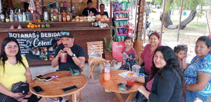 Easter Week sales surge at Jocotepec boardwalk stalls