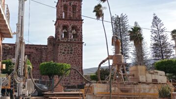 PHOTONOTE: Workers at the parish well are on vacation