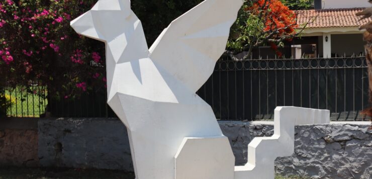 International Garden of Ajijic receives XOGOSE sculpture