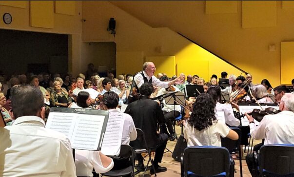 Mostly Mozart this Saturday by the Lake Chapala Orchestra