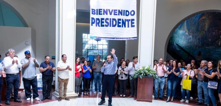 Aguirre Curiel returns Chapala president again!