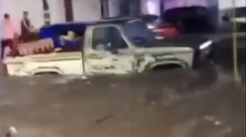 Sunday night rain storm devastates Jocotepec with floods, landslides