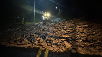 Floods block highway, flood church in Jocotepec