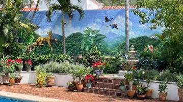 Mural of the week. Jungle scene, interior wall of a private home, by Mario Ramirez.