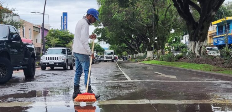 Francisco I. Madero Avenue merchants see some flaws after its inauguration