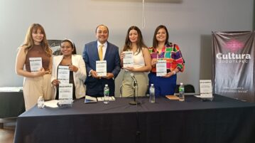 URIT students present a book about plants in tourist areas of Jocotepec