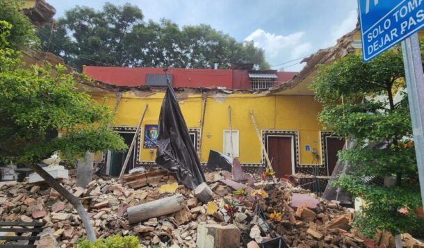 Rains collapse the Parián de Tlaquepaque roof