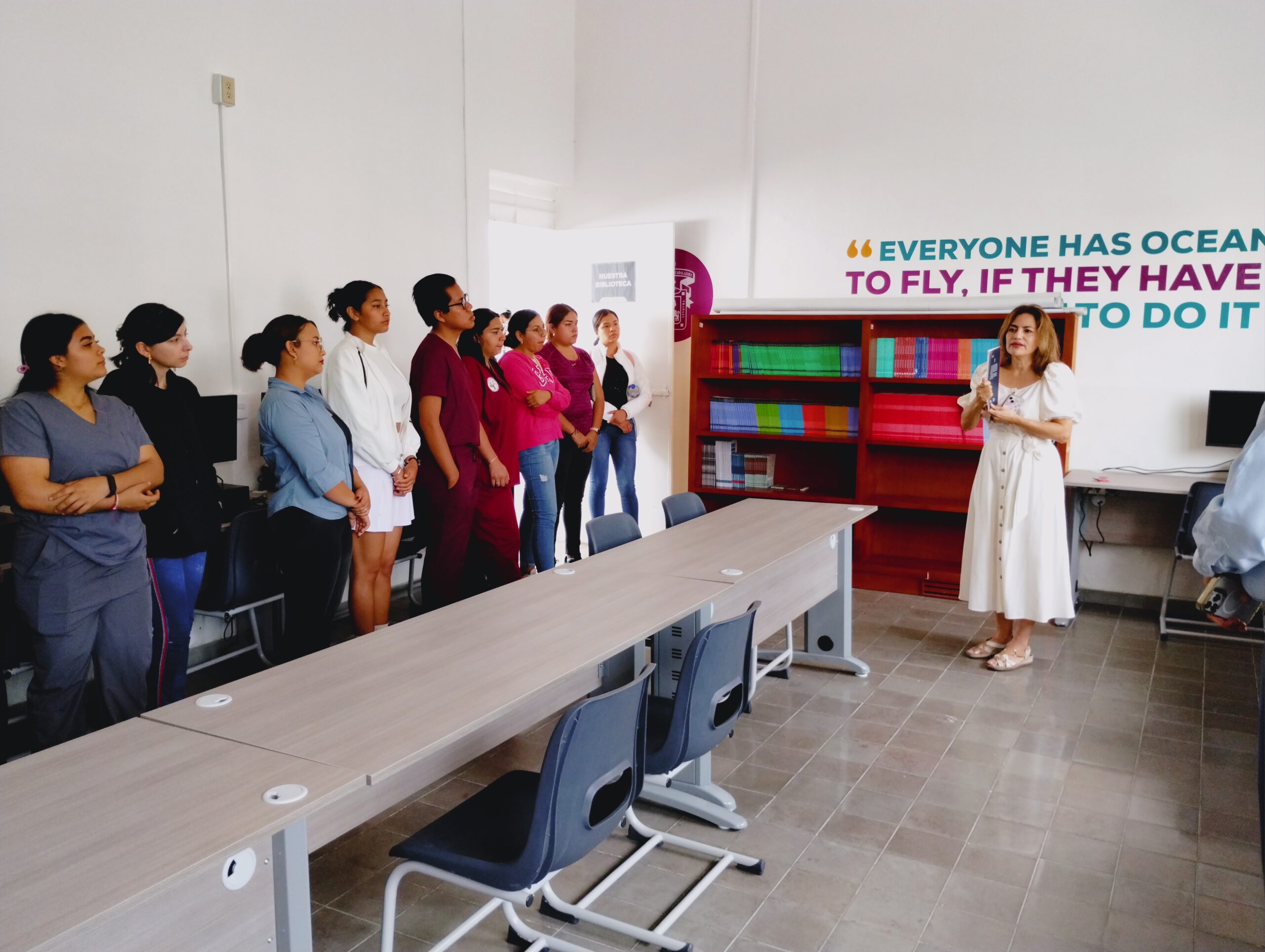 University Center of Chapala inaugurates library and computer room