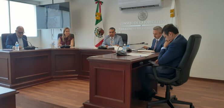 Clerk of the Second Civil Court of Chapala removed from position