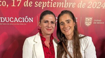 Elena Oetling attends AMLO's 'La Mañanera'