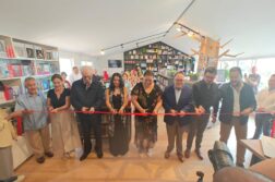 PHOTONOTE: Carlos Fuentes Bookstore is inaugurated in Hotel Villa Montecarlo