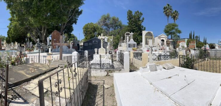 Chapala cemetery ready for families to honor their dead